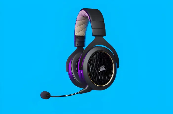 Corsair HS70